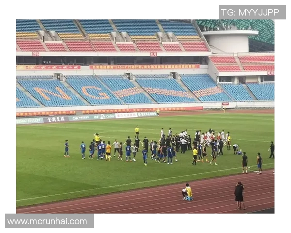 重庆西安足球队赛后心理素质对比分析与反思