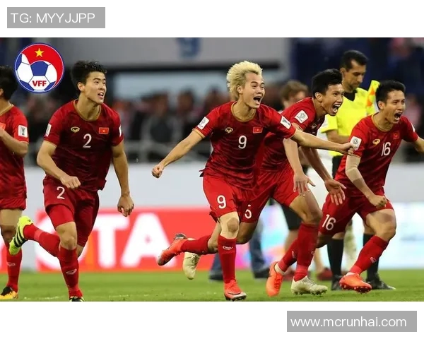 深圳足球队崛起之路:从默默无闻到总决赛的辉煌历程 深圳足球队崛起之路:从默默无闻到总决赛的辉煌历程