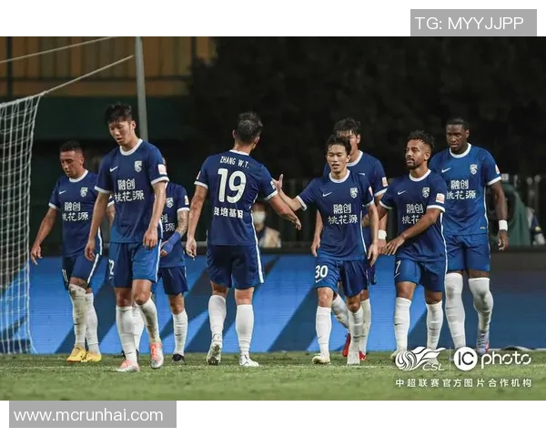 赛后分析广州篮球队与武汉篮球队的战术意识与表现对比 赛后分析广州篮球队与武汉篮球队的战术意识与表现对比