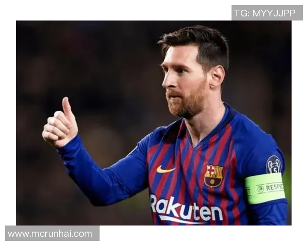 足球明星手指特写欣赏图集展现他们的独特魅力与风采